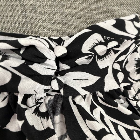 MSK Shift Dress high Halter Neck black & White Medium Floral Stretchy Sleeveless - Picture 10 of 11